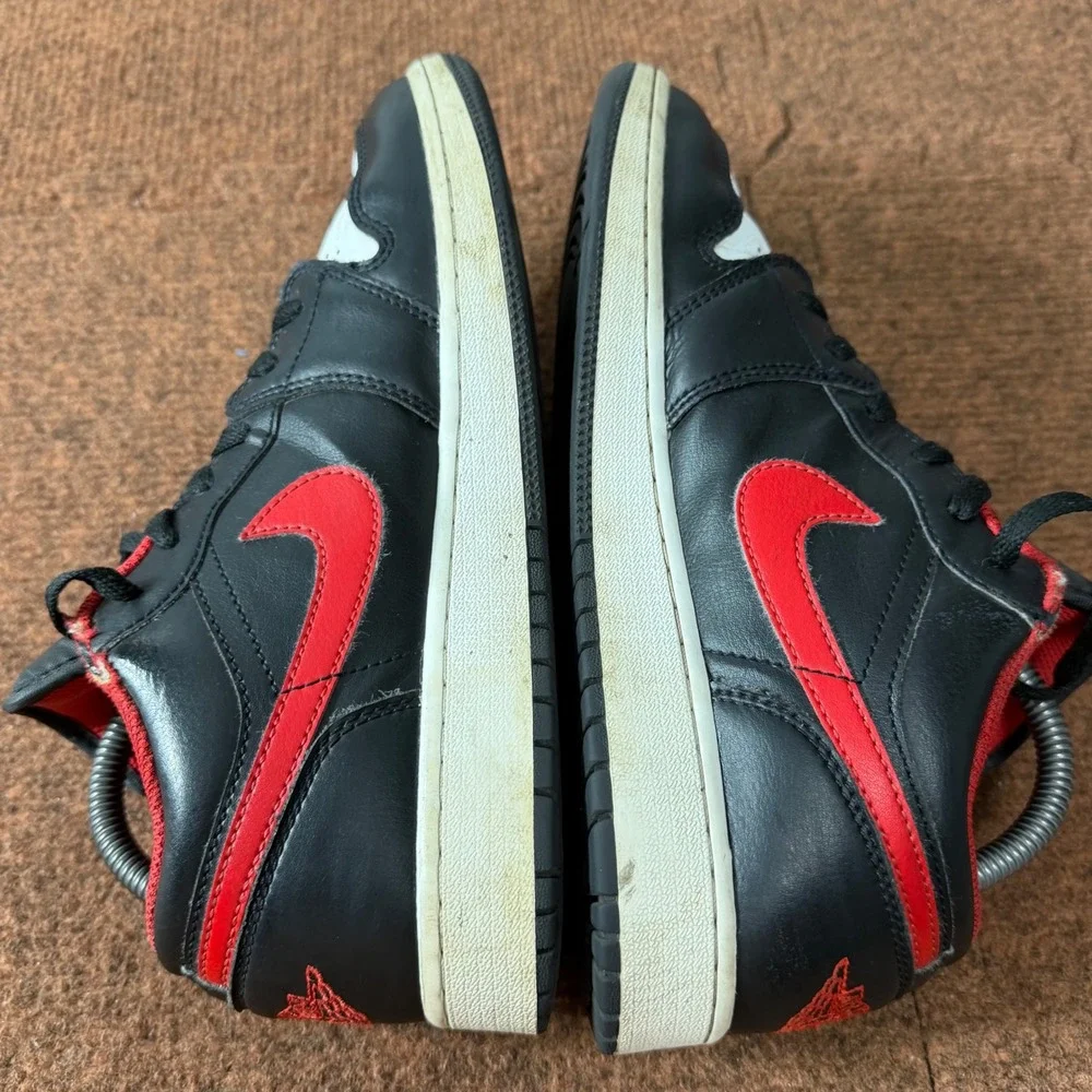 Air Jordan 1 Low Bred Toe Black White University Red 553560 Mens 7Y Womens 8.5